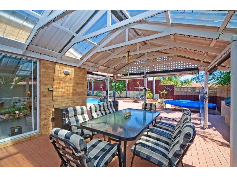 16 Shoalwater Pkwy, Iluka WA 6028