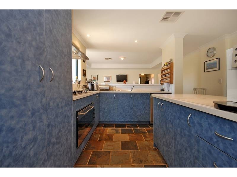 20 Ardglass Garden, Ridgewood WA 6030