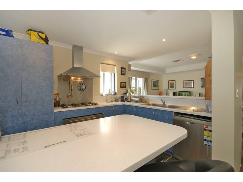 20 Ardglass Garden, Ridgewood WA 6030