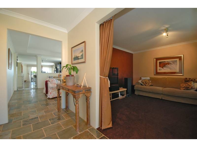 20 Ardglass Garden, Ridgewood WA 6030