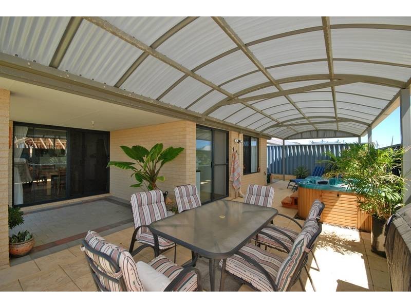 20 Ardglass Garden, Ridgewood WA 6030