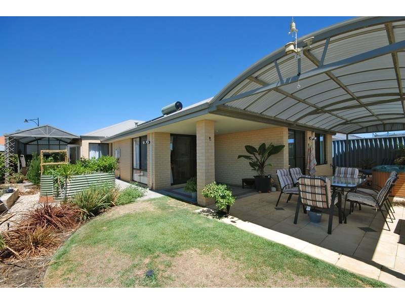 20 Ardglass Garden, Ridgewood WA 6030