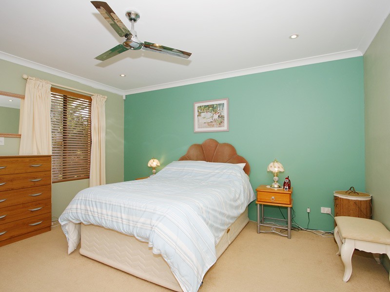 35 Shropshire Crescent, Butler WA 6036