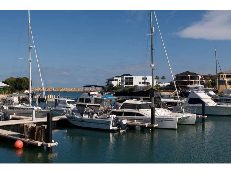 238 Santa Barbara Pde, Jindalee WA 6036