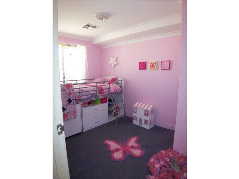 4 Silverton Avenue, Butler WA 6036