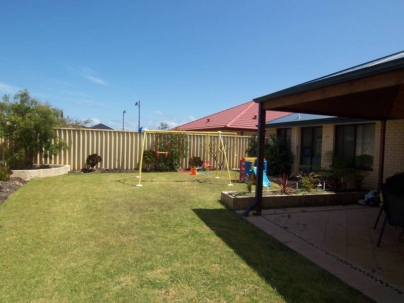 4 Silverton Avenue, Butler WA 6036