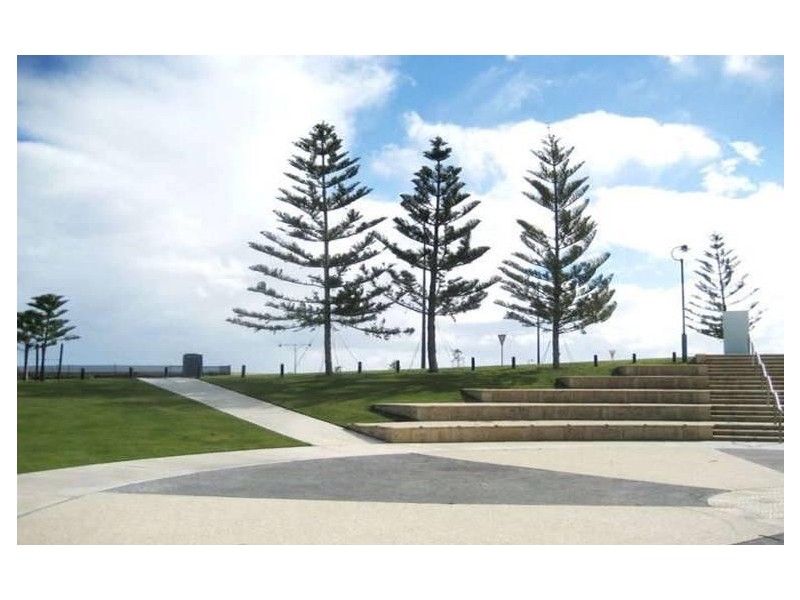 23 Cockleshell Brace, Jindalee WA 6036