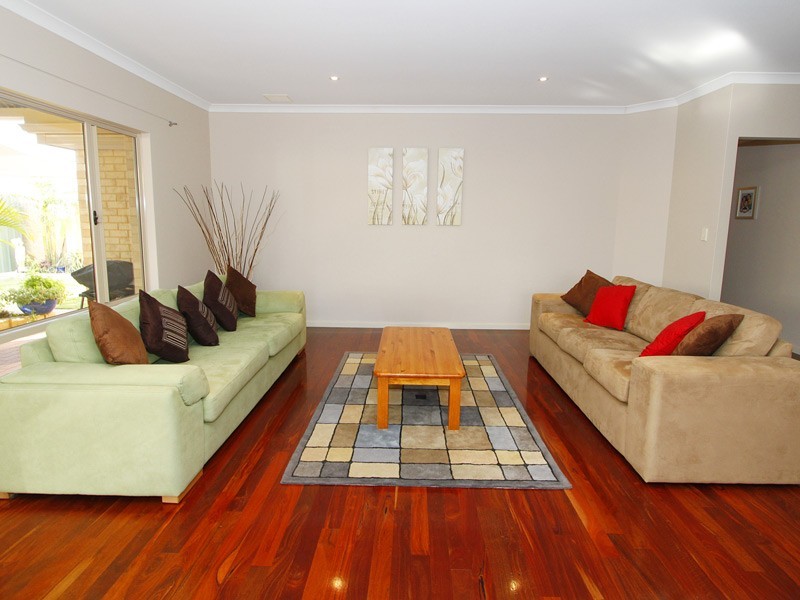 71 Camborne Parkway, Butler WA 6036