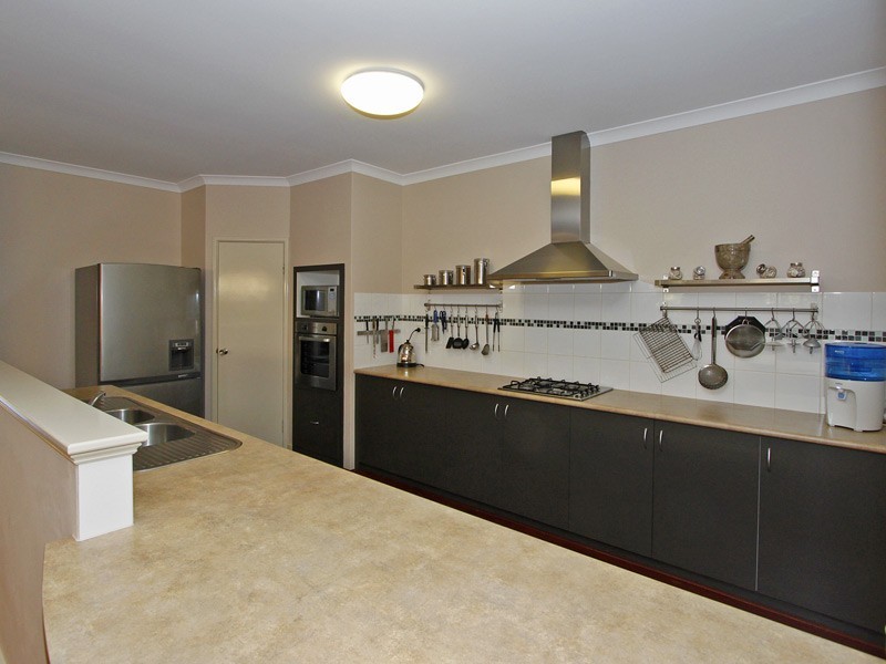 71 Camborne Parkway, Butler WA 6036
