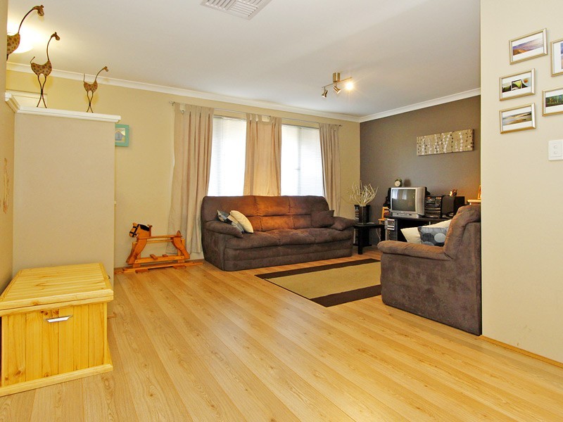 29 St Barnabas Blvd, Quinns Rocks WA 6030