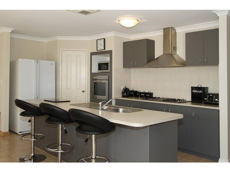 22 Ardglass Gardens, Ridgewood WA 6030