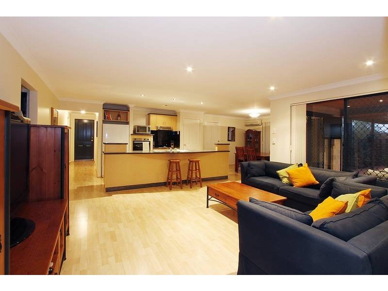 12 Banbury Way, Butler WA 6036