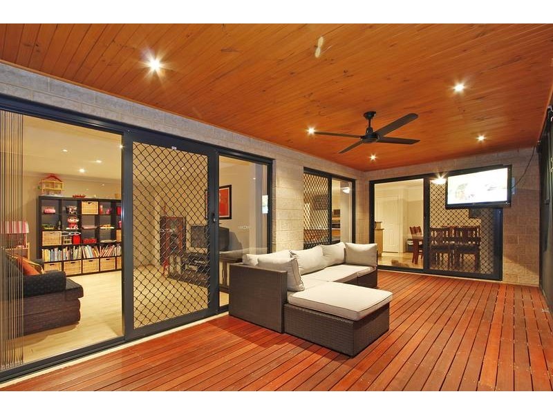 12 Banbury Way, Butler WA 6036