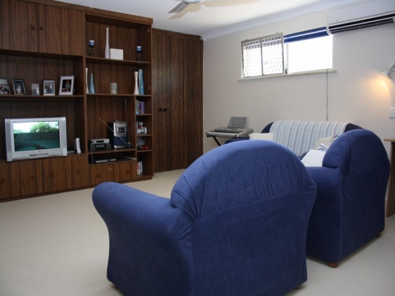 15 Galaxy Street, Beckenham WA 6107