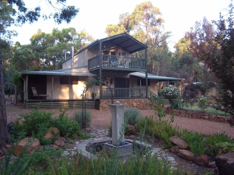 580 Kintore Road, Parkerville WA 6081