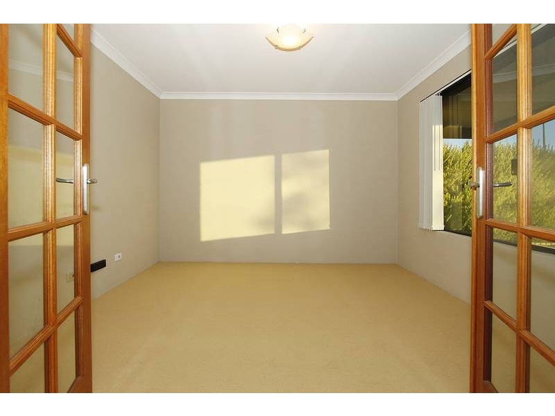 106 Camborne Parkway, Butler WA 6036