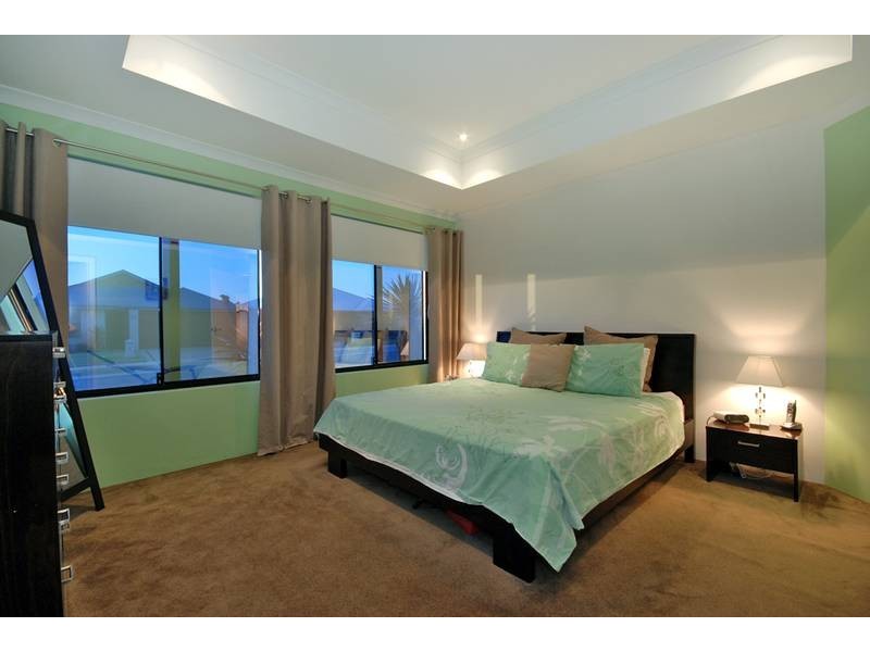 6 La Paz Link, Clarkson WA 6030