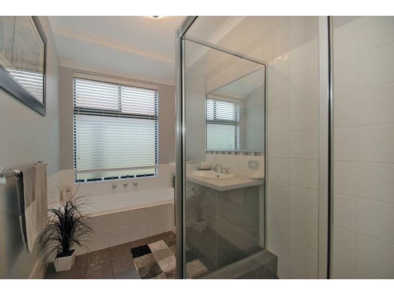 6 La Paz Link, Clarkson WA 6030