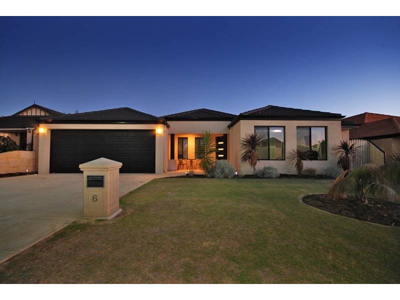 6 La Paz Link, Clarkson WA 6030