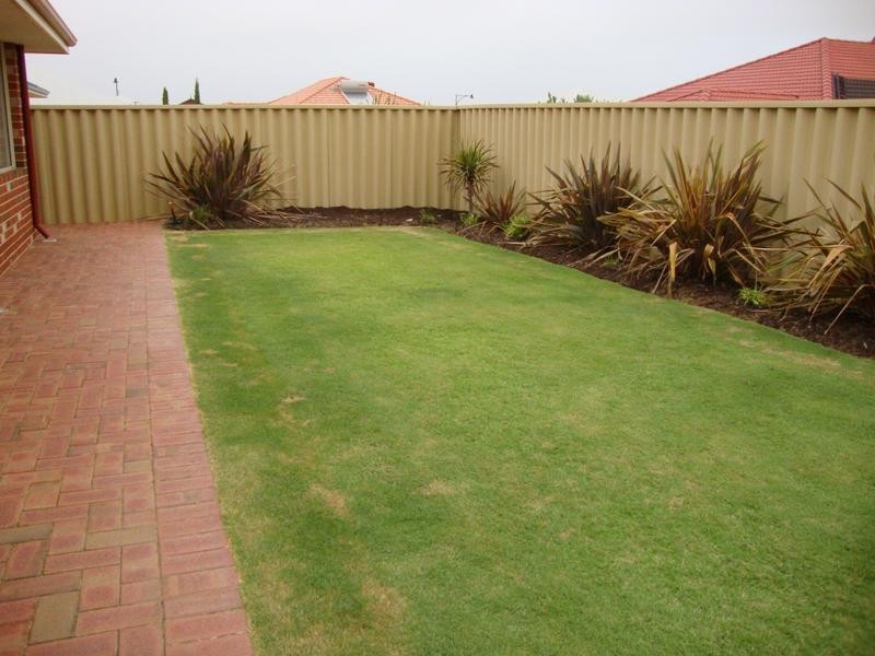 37 Bradman Drive, Butler WA 6036