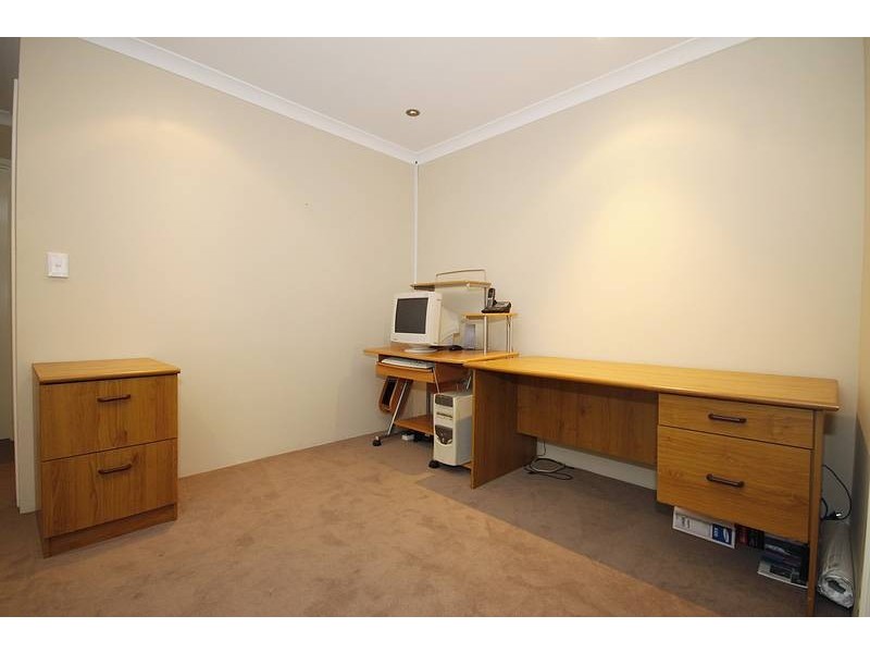 35 Sanderstead Loop, Butler WA 6036