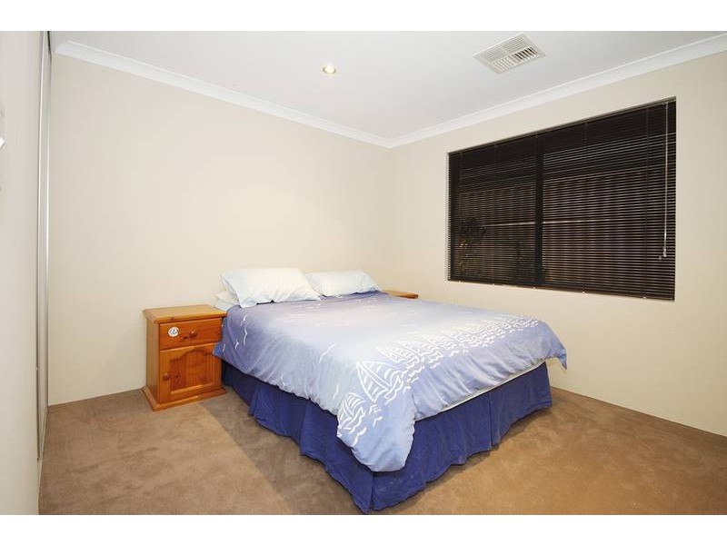 35 Sanderstead Loop, Butler WA 6036