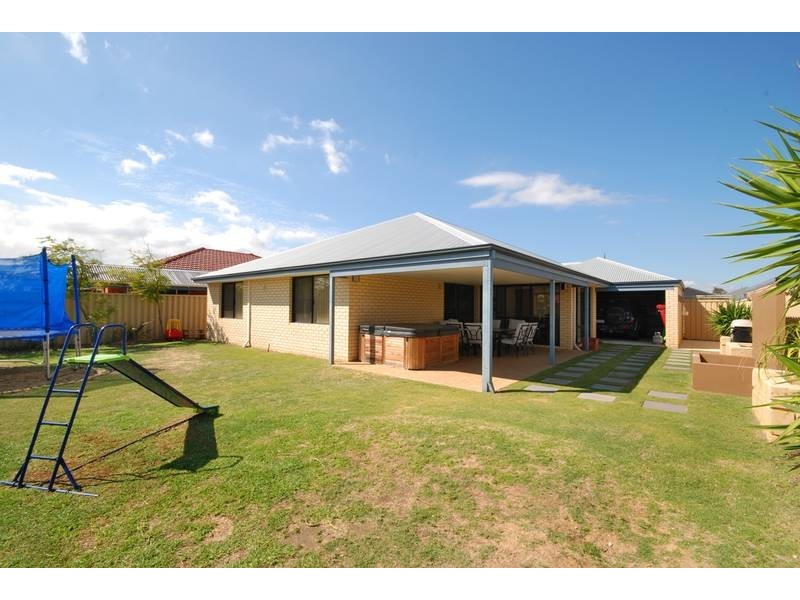 5 Salwick Street, Butler WA 6036
