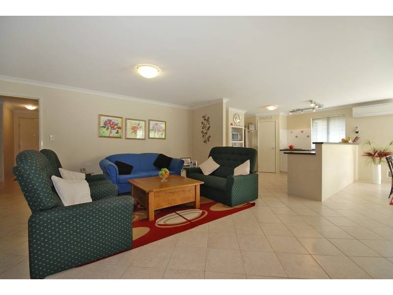 6 Carlisle Approach, Butler WA 6036