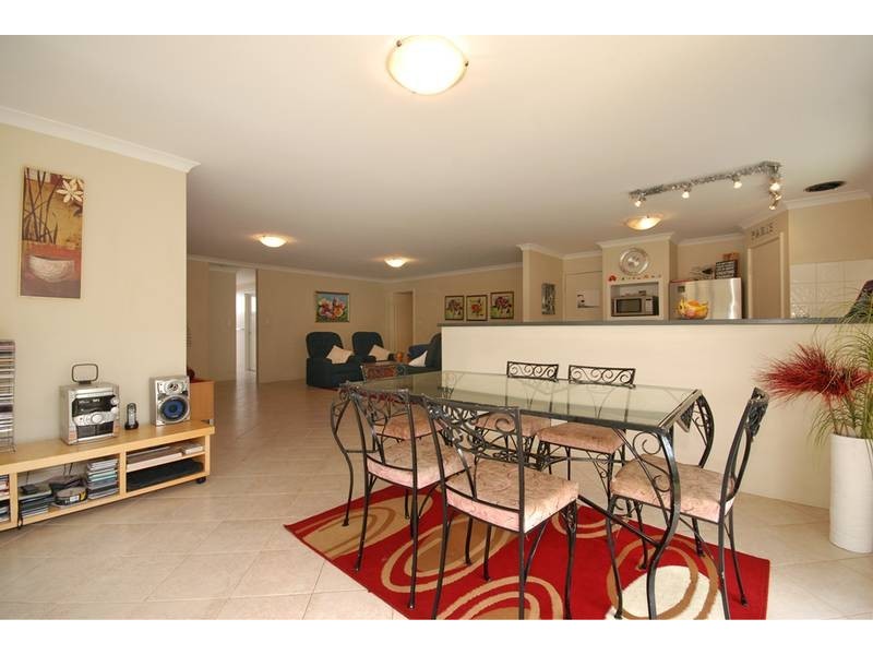 6 Carlisle Approach, Butler WA 6036