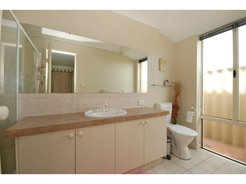 6 Carlisle Approach, Butler WA 6036