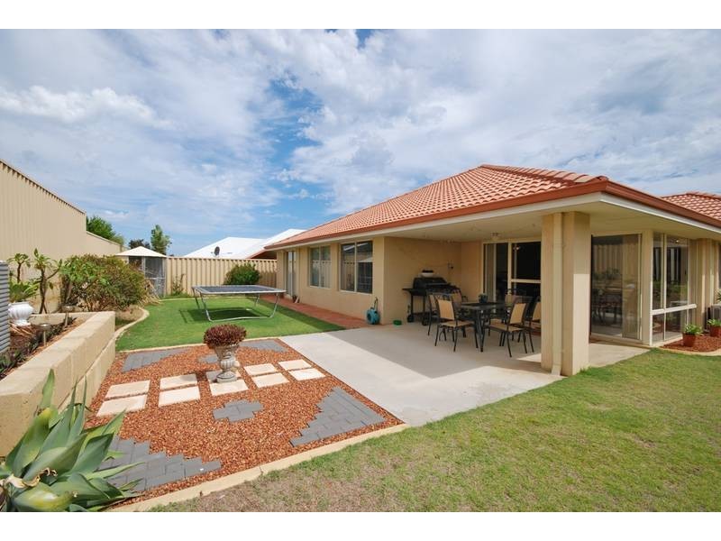 6 Carlisle Approach, Butler WA 6036