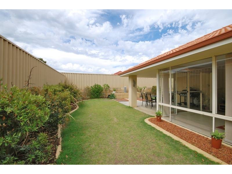 6 Carlisle Approach, Butler WA 6036