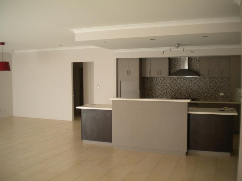 9 Polo Way, Butler WA 6036