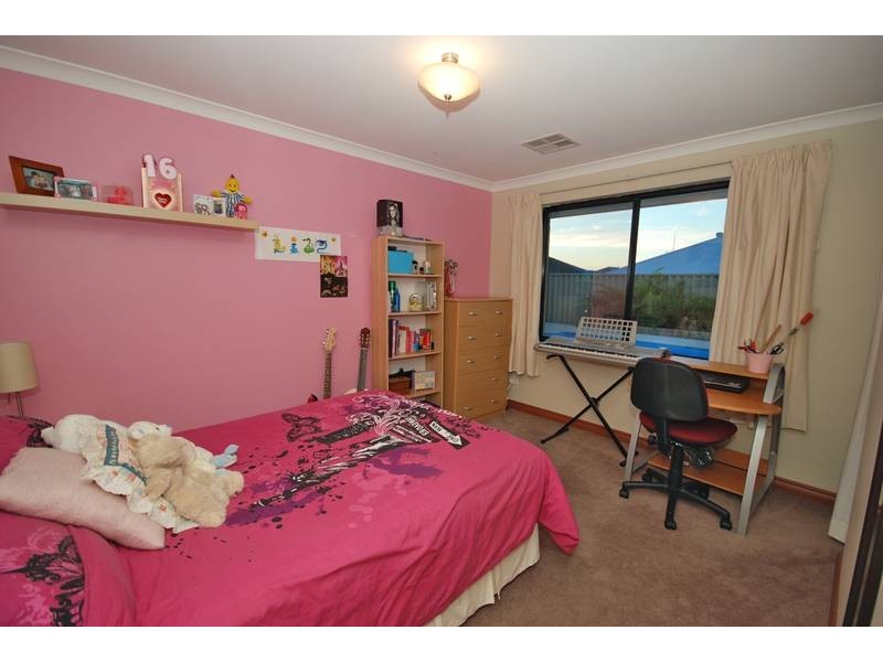 3 Woodstock Way, Butler WA 6036