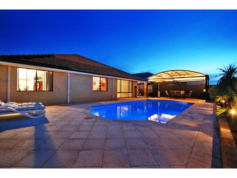 3 Woodstock Way, Butler WA 6036