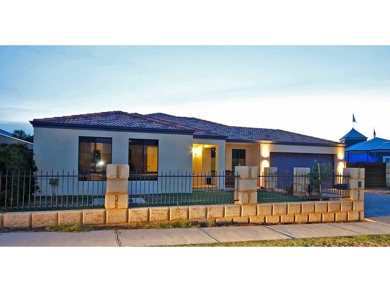 2 Duxford Street, Butler WA 6036