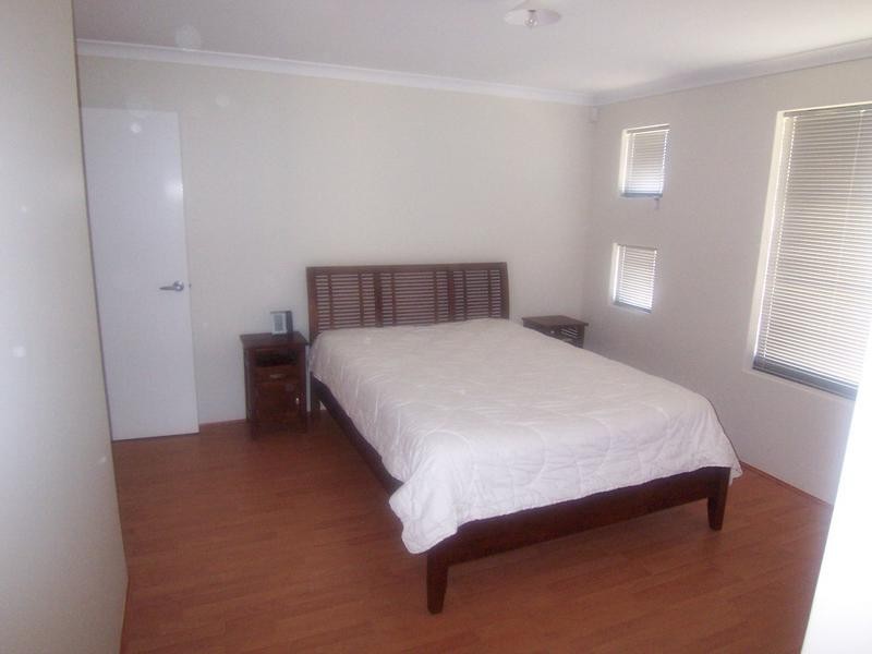 49 Kahana Parkway, Butler WA 6036