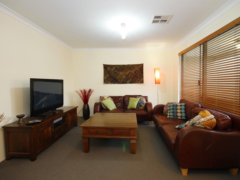 3 Stonegate Street, Butler WA 6036