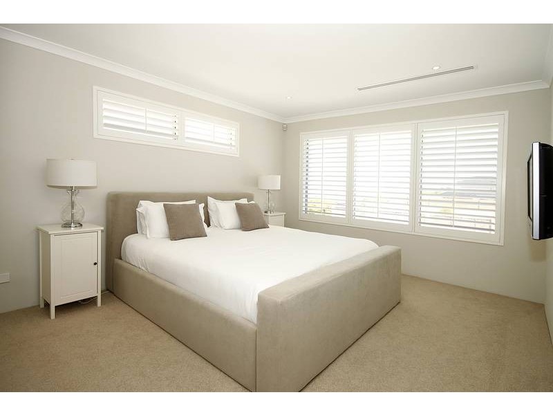 236 Santa Barbara Parade, Jindalee WA 6036