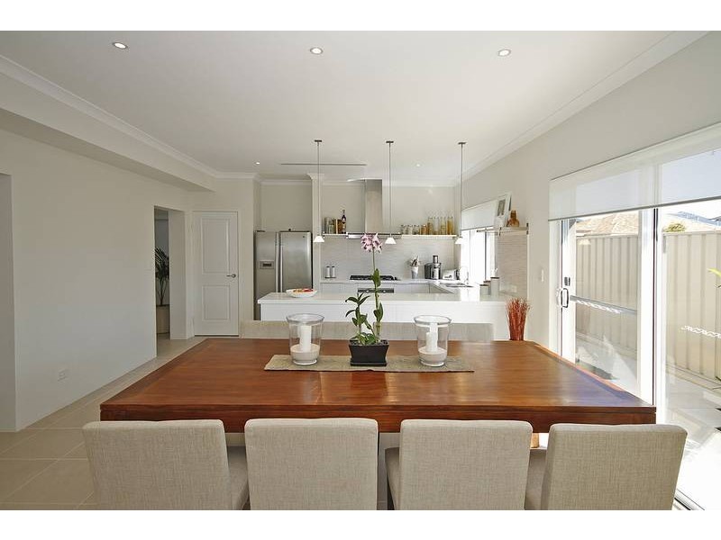 236 Santa Barbara Parade, Jindalee WA 6036