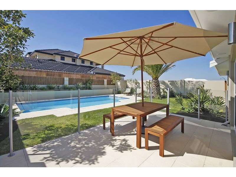 236 Santa Barbara Parade, Jindalee WA 6036