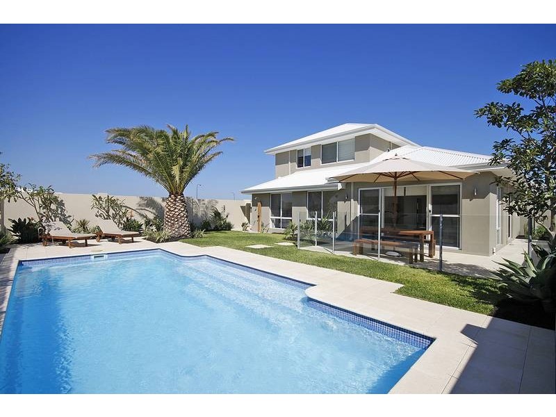 236 Santa Barbara Parade, Jindalee WA 6036