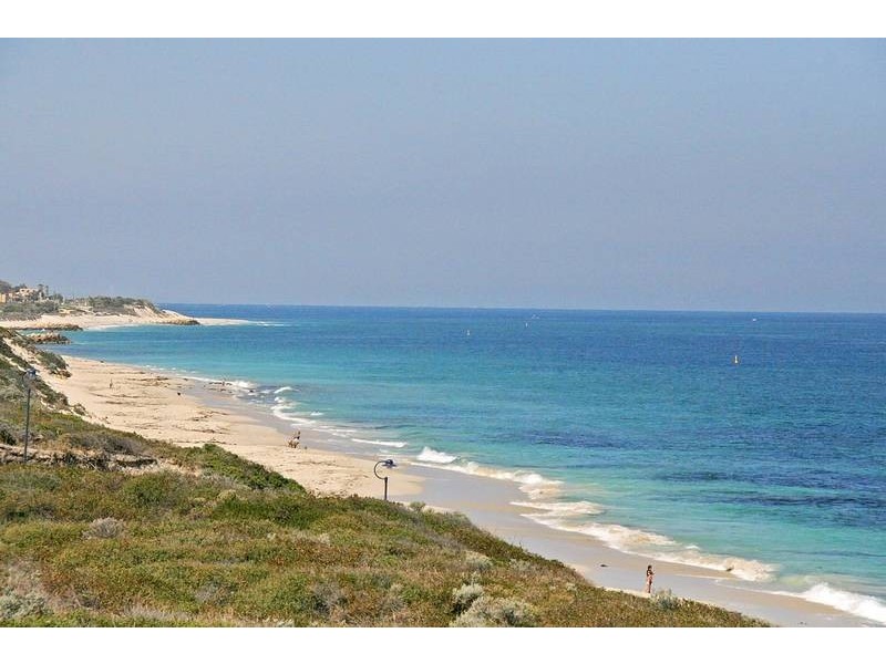 236 Santa Barbara Parade, Jindalee WA 6036