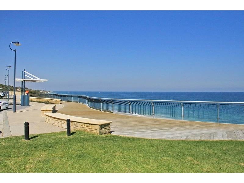 236 Santa Barbara Parade, Jindalee WA 6036