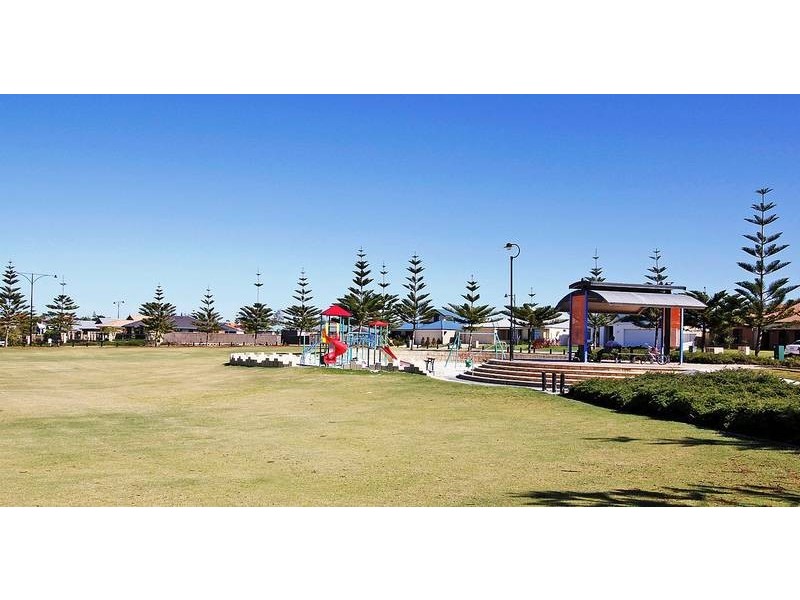 17 Coniston Parkway, Butler WA 6036