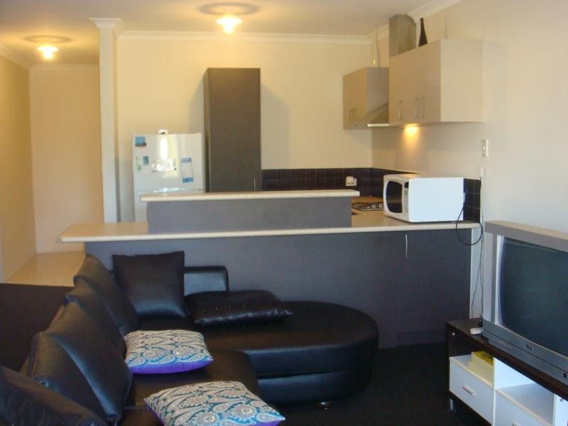 13/22 Grand Boulevard, Joondalup WA 6027