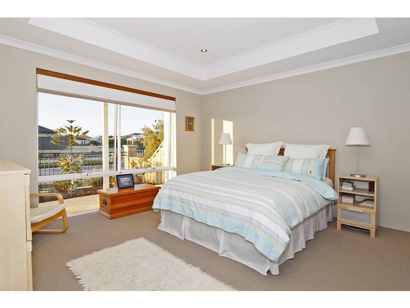 42 Benenden Avenue, Butler WA 6036