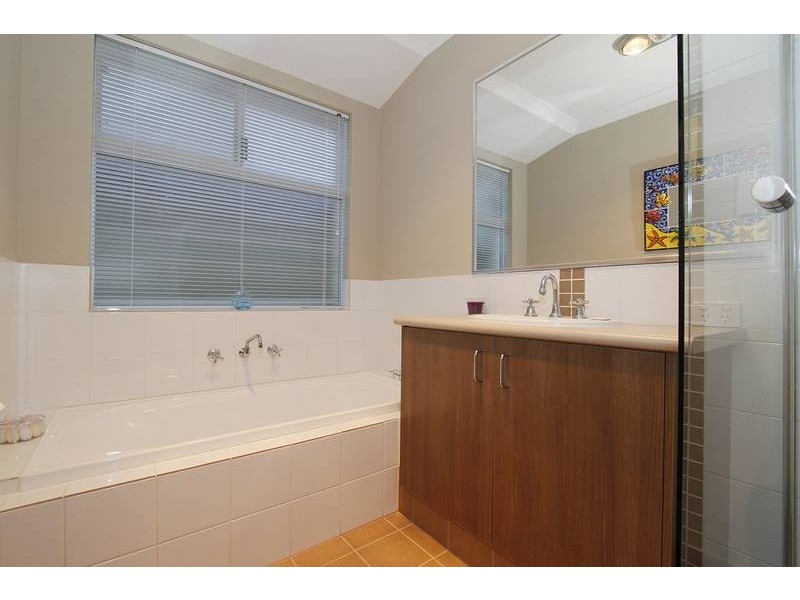 42 Benenden Avenue, Butler WA 6036