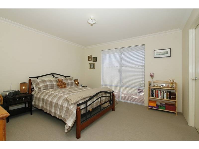 22 Knighton Way, Butler WA 6036