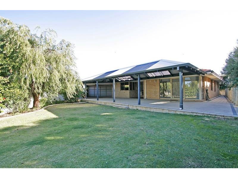 11 Eden Mews, Kinross WA 6028